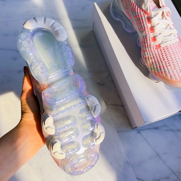 Air Vapormax Flyknit - Picture 7 of 8